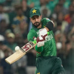 بھارت کیخلاف پاکستان کی تیسری وکٹ 13رنز پر گر گئی