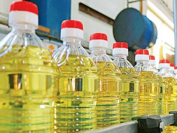 مہنگائی رکنے کا نام نہ لے سکی!کوکنگ آئل کی قیمت میں بڑا اضافہ، شہریوں کے اوسان خطا