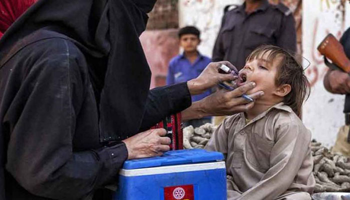 انسداد پولیو ٹیم پر فائرنگ، پولیس اہلکار شہید