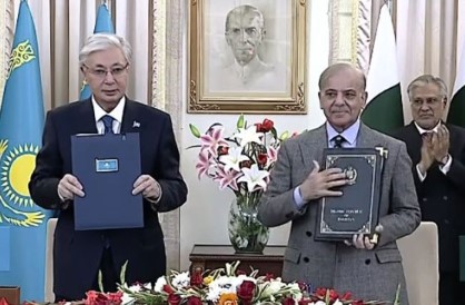 پاکستان اور قازقستان کے درمیان پیٹرولیم، ریلوے اور مصنوعی ذہانت سمیت کئی شعبوں میں تعاون پر اتفاق