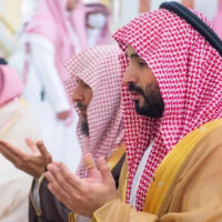 اسلام کی پہلی مسجد میں ولی عہد شہزادہ محمد بن سلمان کی حاضری، نوافل ادا کیے
