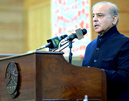 بھارت کو اسی کی زبان میں جواب دیں گے، وزیراعظم کا دوٹوک پیغام