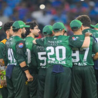 انگلینڈ کے ہاتھوں شکست، پاکستان اب بھی کیسے سیمی فائنل میں جاسکتا ہے؟