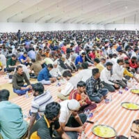 دبئی: ماہ رمضان کے دوران روزانہ 8 ہزار افراد کیلئے افطار دسترخوان کا اہتمام