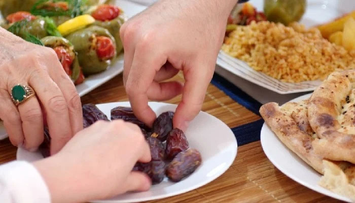 روزہ رکھنے سے صحت کو ہونے والے 10 فوائد