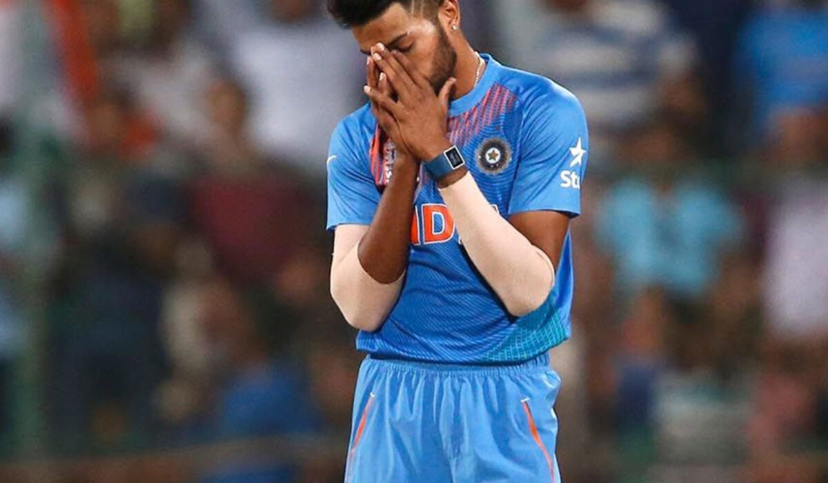 ٹی 20 ورلڈکپ! پاکستان کیخلاف بھارت کی پہلی وکٹ گرگئی