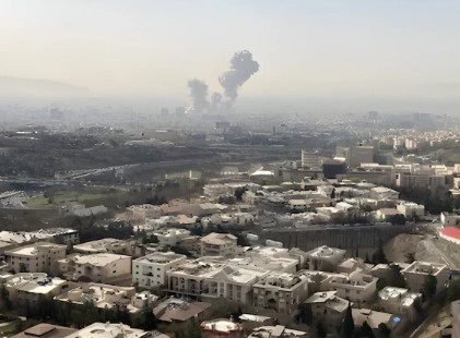 آیت اللّٰہ خامنہ ای کی شہادت کے بعد ایران کے 27 امریکی اڈوں پر شدید حملے