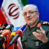 فیصلہ کن جہادی اور حربی برتری حاصل ہے، چند روز میں دشمن بھاگ جائیگا؛ ایران