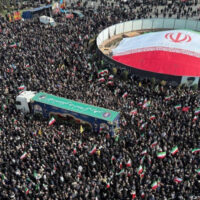 اسرائیلی حملے میں شہید ہونیوالے ایران کے سکیورٹی سربراہ علی لاریجانی کی نماز جنازہ ادا، ہزاروں افراد کی شرکت