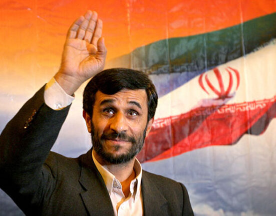 بڑا سرپرائز! دنیا حیران رہ گئی،قیاس آرائیاں غلط ثابت، محمود احمدی نژاد زندہ و سلامت نکل آئے