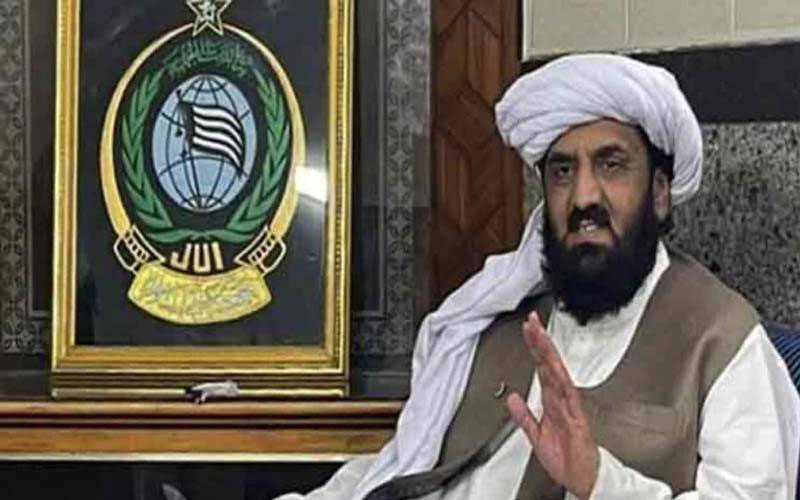 نسیم شاہ ایک بات ذہن نشین رکھیں، یہاں بیٹ گھمانے کی آزادی ہے مگر زبان گھمانے پر پابندی ہے،سینیٹر حافظ حمداللہ