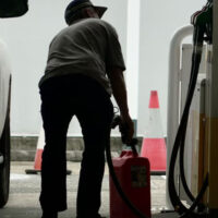 گھر میں 4 لیٹر پیٹرول ذخیرہ کرنے کے جرم میں شہری کو قید کی سزا