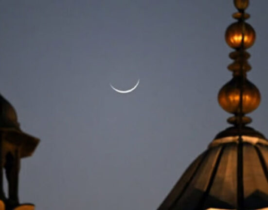 عید کا چاند دیکھنے کیلئے مرکزی رویت ہلال کمیٹی کا اجلاس کل ہوگا