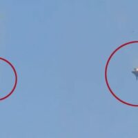 کویت میں امریکی لڑاکا طیارہ گر کر تباہ، پائلٹ کو زخمی حالت میں اسپتال منتقل،ویڈیو وائرل