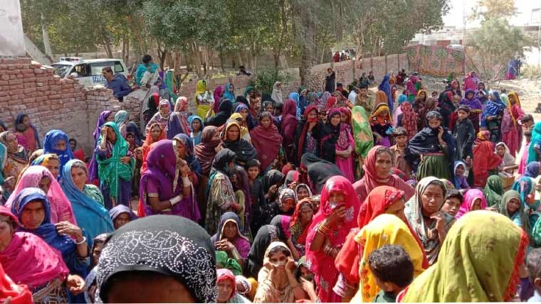 رحیم یار خان: بے نظیر انکم سپورٹ سنٹر کی چھت گرنے سے 5 خواتین جاں بحق، 55 زخمی