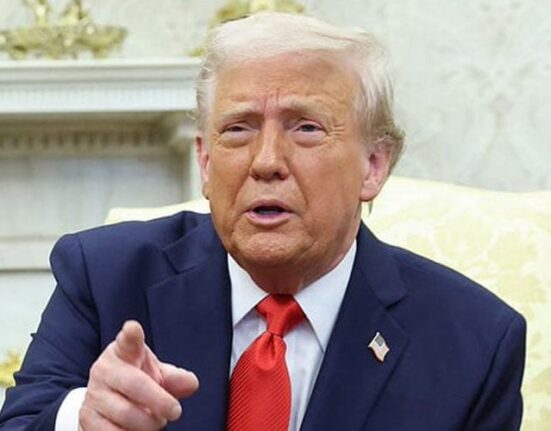 امریکی صدر کے ایران جنگ سے نکلنے کے بیان کے بعد پاکستان اسٹاک مارکیٹ میں زبردست تیزی