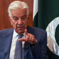 ’افغانیوں کی مہمان نوازی ہماری سب سے فاش غلطی ہے، اللہ ہمیں معاف کرے‘، خواجہ آصف