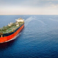 آبنائے ہرمز سے سعودی تیل بردار جہاز پاکستان کی طرف روانہ