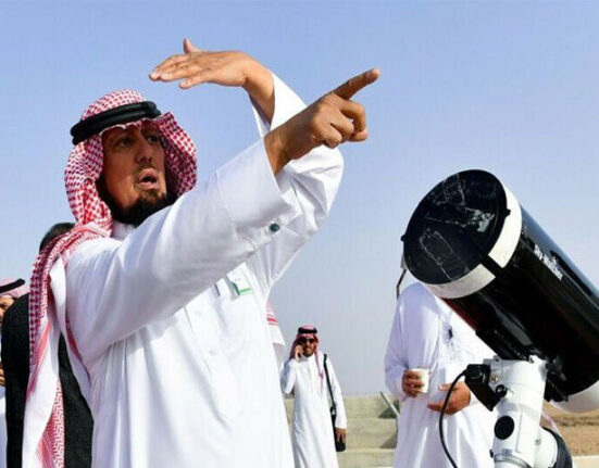 سعودی سپریم کورٹ نے شہریوں سے شوال کا چاند دیکھنے کی اپیل کر دی