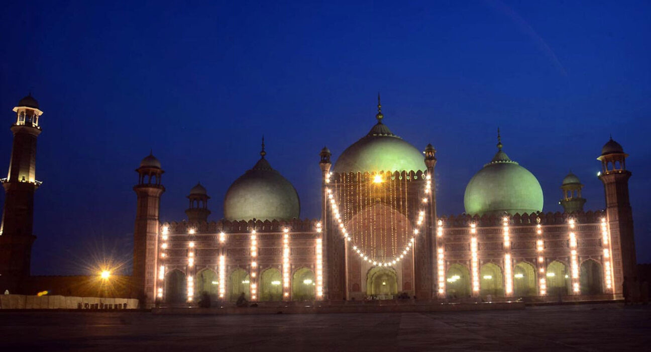 شب قدر آج انتہائی عقیدت و احترام سے منائی جائے گی