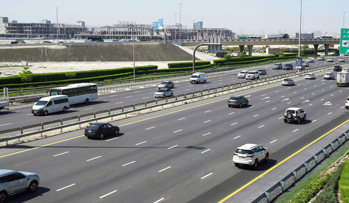 یو اے ای میں پیٹرول کی قیمت میں 30 فیصد سے زائد اضافہ