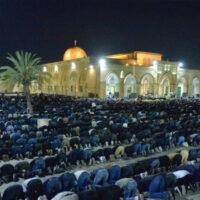 کویت میں تراویح اجتماعات اور قطر میں افطار تقریبات پر پابندی؛ ورک فرام ہوم کا اعلان