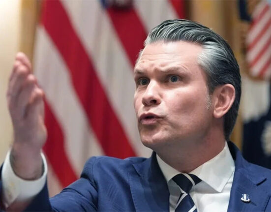 اکیلے یہ بہت مشکل ہے! آبنائے ہرمز کھلوانے کیلئے دیگر ممالک کو ہمارے ساتھ آنا چاہیے، بالآخر سپر پاور نے ہاتھ کھڑے کر دیے