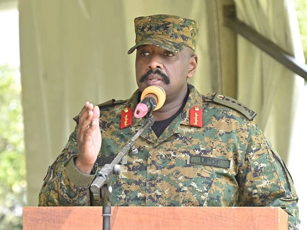 یوگینڈا کے آرمی چیف کی ایران کیخلاف جنگ میں اسرائیل کی جانب سے لڑنے کی پیشکش