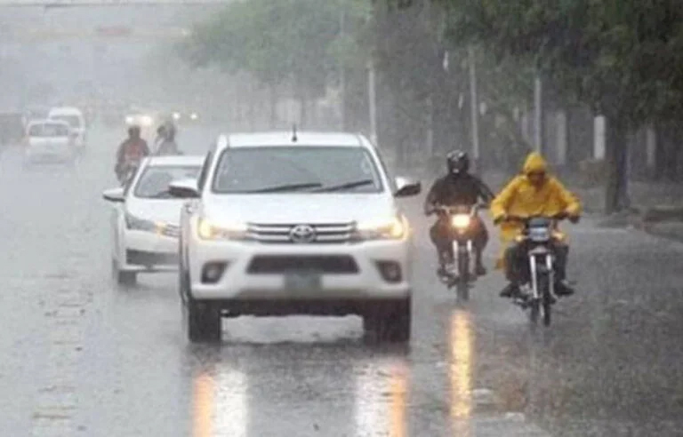 بادل برسیں گے یا نہیں؟ آئندہ 24 گھنٹوں کا موسم کیسا رہے گا؟ محکمہ موسمیات نے پیشگوئی کر دی