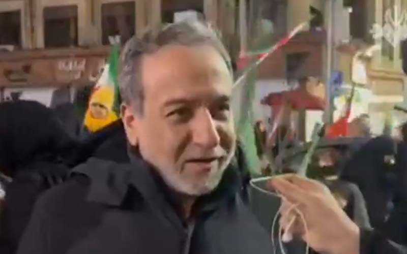 تہران، ریلی میں پاکستان کے حق میں نعرے، ایرانی عوام کا اظہارِ یکجہتی پاکستانی عوام کی محبت کو ایران کبھی نہیں بھولے گا، ایرانی شہری