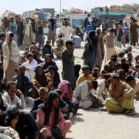 غیر قانونی طور پر مقیم افغان شہریوں کی واپسی کا سلسلہ تیز، ایک ہی روز میں 7,383 افراد افغانستان روانہ