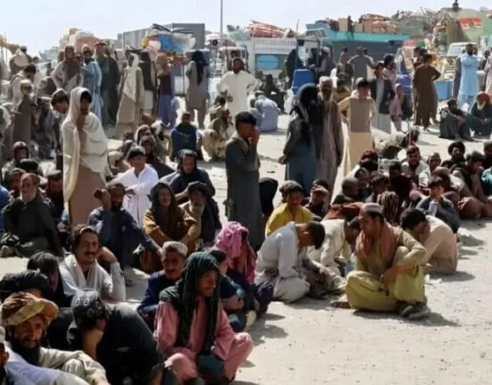 جعلی پاکستانی شناختی کارڈ کا بڑا اسکینڈل بے نقاب، افغان شہری کو کارڈ دلوانے والے سامنے آگئے