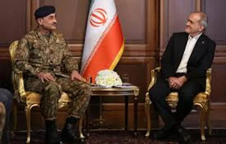 فیلڈ مارشل سید عاصم منیر کا 3روزہ دورہ ایران مکمل ، آئی ایس پی آر