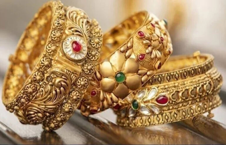 پاکستان میں سونے کی قیمت میں ایک بار پھر بڑا اضافہ ، فی تولہ کتنے کا ہوگیا ؟ جانئے