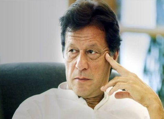 عمران خان کے خاندان کی 4 خواتین گرفتار؛ حامد میر نے تاریخی موازنہ پیش کردیا