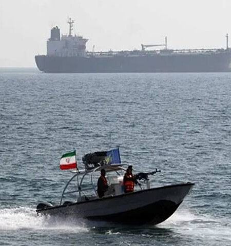 ایران نے بھارت کو ’’ناں‘‘ کر دی، آبنائے ہرمز میں جہازوں کو روک دیا