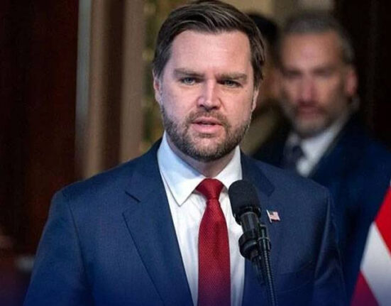 جے ڈی وینس امریکا میں موجود، پاکستان کیلئے روانہ نہیں ہوئے ؛رائٹرز کا دعویٰ