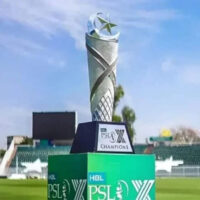 پی ایس ایل فائنل! شائقین کیلئے اسٹیڈیم کے دروازے کھل گئے، وزیراعظم نے میچ دیکھنے کیلئے تماشائیوں کو اجازت دیدی