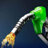 پاکستان میں ڈیزل کی قیمت میں 134 روپے 81 پیسے فی لیٹر کی کمی