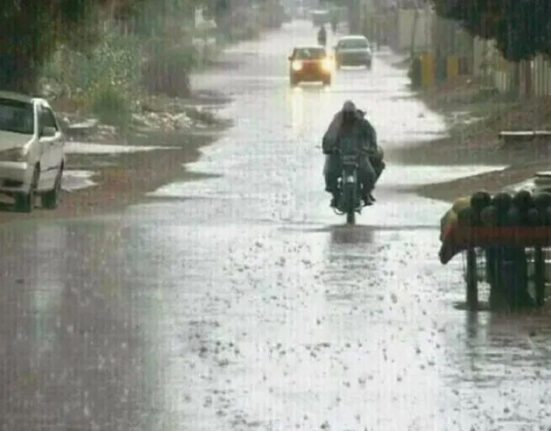 بادل پھر برسنے کو تیار! بارشوں کا نیا سلسلہ کب سے شروع ہوگا؟ محکمہ موسمیات نے پیشگوئی کر دی
