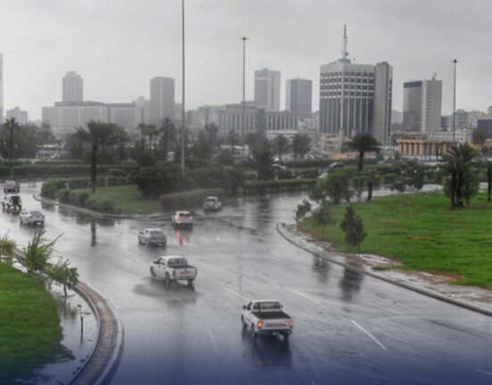 سعودی عرب کے متعدد شہروں میں بارش،گرمی کی شدت میں کمی سے موسم خوشگوار