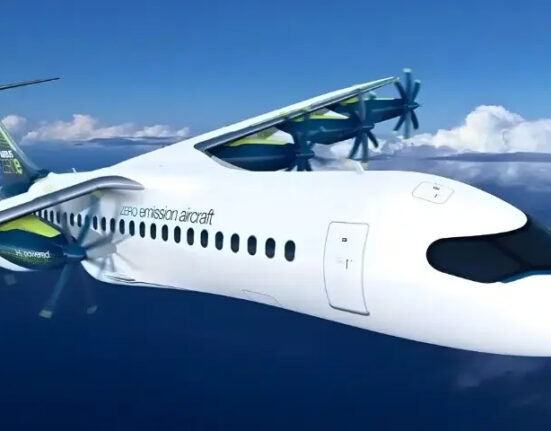 چین نے تیل کی قلت کا حل نکال لیا، ’پانی سے چلنے والے‘ ہوائی جہازوں کی تیاری