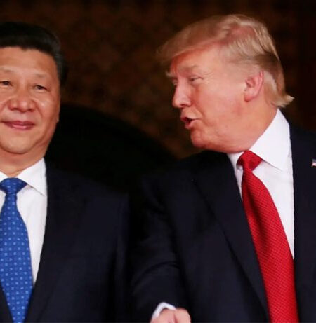 اچانک ناقابل یقین خبر آگئی !آبنائے ہر مز کھولنے پر چین خوش ، ایران کو ہتھیار نہ دینے کا وعدہ کرلیا