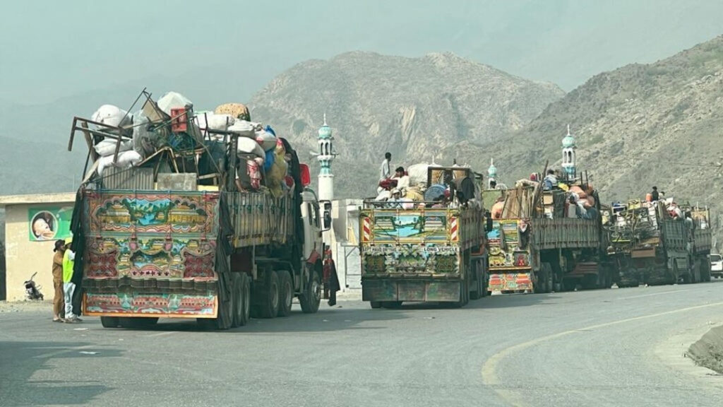 آخر کتنے افغانی واپس چلے گئے؟ اعداد سن کر آپ بھی دنگ رہ جائیں گے! بڑا انکشاف سامنے آ گیا