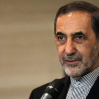 آبنائے ہرمز کی کنجی ایران کے مضبوط ہاتھوں میں ہے، سینئر مشیر سپریم لیڈر