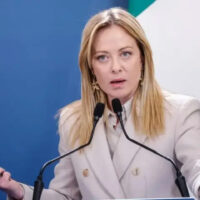 کمال عورت ہے یہ پھر چھا گئی!ایران کیساتھ ہے ،جارجیا میلونی نے ٹرمپ کی پالیسیوں کو آئینہ دکھا دیا