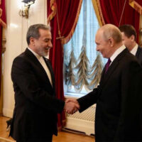 روسی صدر پیوٹن سے ایرانی وزیر خارجہ کی ملاقات، سپریم لیڈر کیلئے نیک خواہشات کا اظہا ر