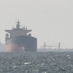 آبنائے ہرمز کی دوبارہ بندش؛پاکستانی پرچم بردار جہاز خیرپور پھنس گیا