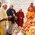 پنڈتوں سے خاص دعائیں؟جے ڈی وینس کو پاکستان آنے سے روکنے کیلئے مودی کی پنڈتوں کو 3، 3 ہزار روپے دیکر پرارتھنا