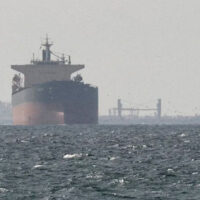 مودی کی ناکام سفارتکاری: آبنائے ہرمز میں بھارتی جہازوں کی بڑی تعداد محصور